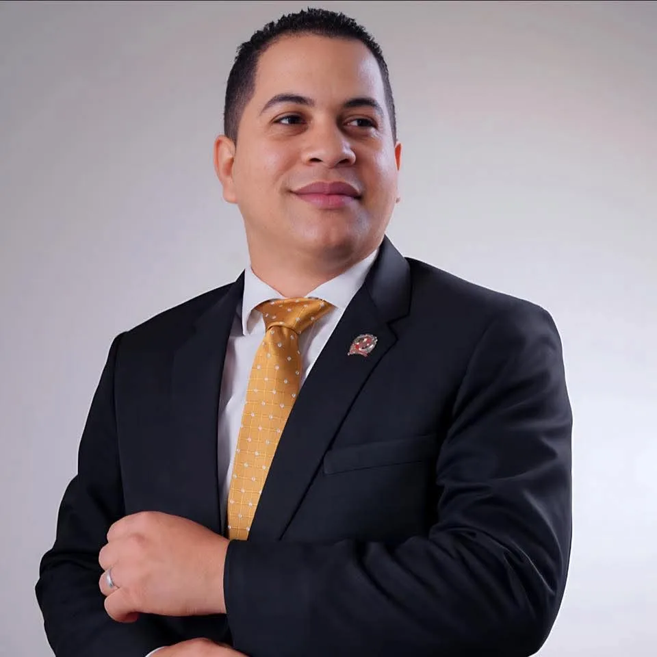Manuel Carrasco renuncia al PRM en Los Alcarrizos por exclusión