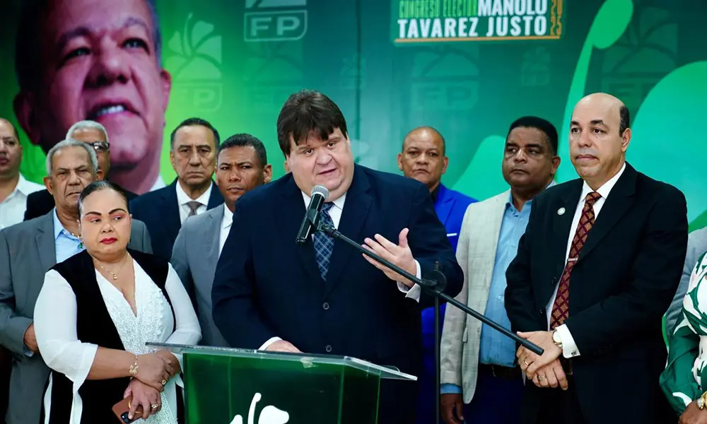 Fuerza del Pueblo denuncia ley del PRM para pagar obras sin contrato