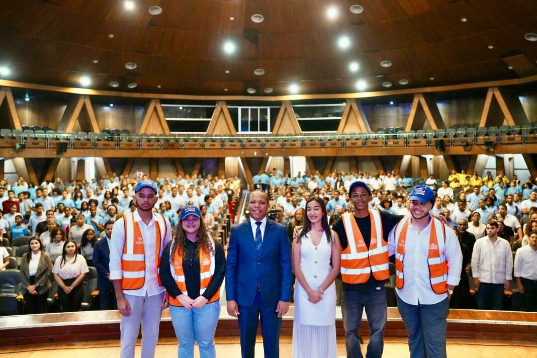 Educación vial será obligatoria en escuelas secundarias dominicanas