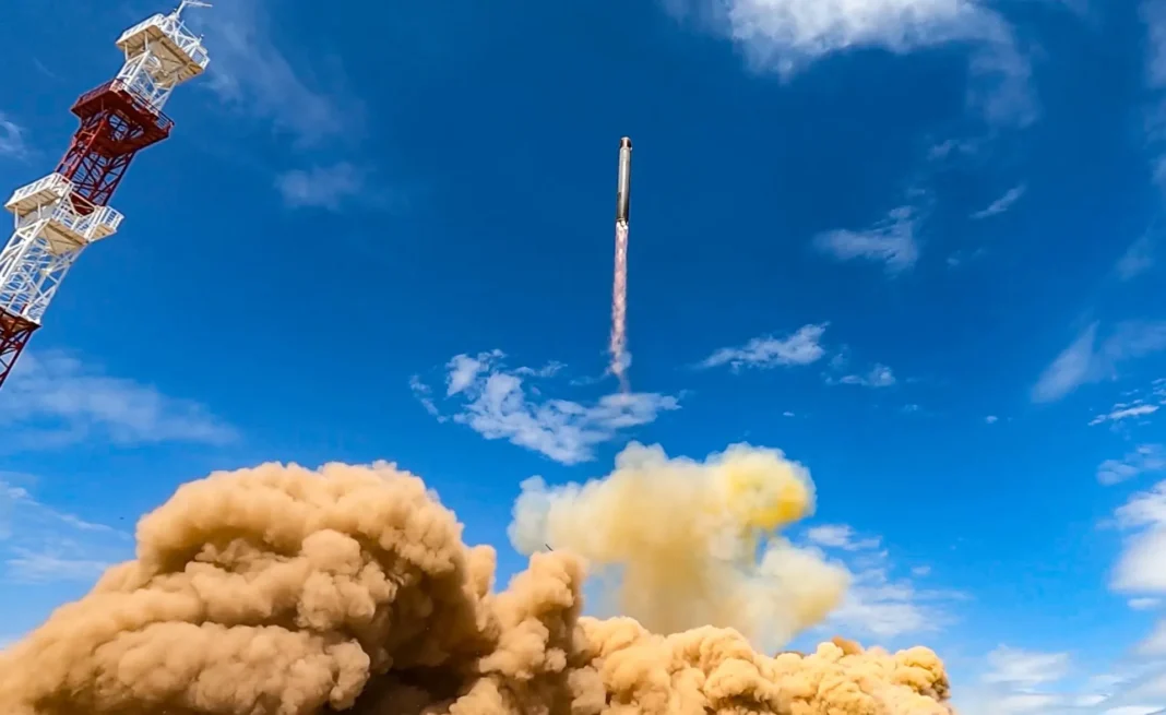Rusia prueba con éxito el misil intercontinental Sarmat