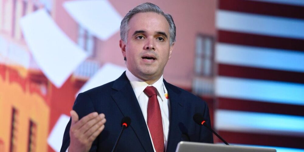 De Camps urge a impulsar talento e innovación en desarrollo regional