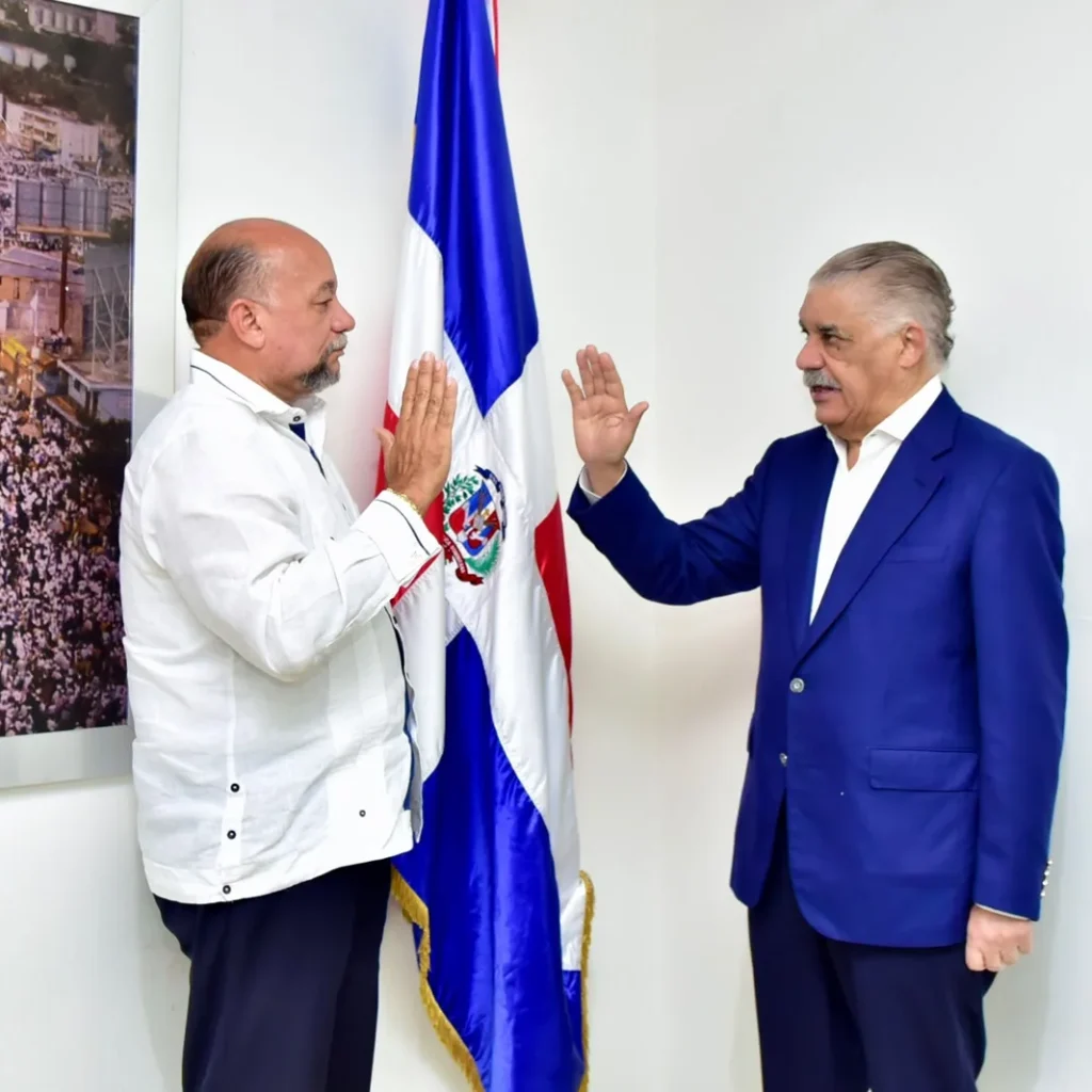 Radamés Guzmán regresa al PRD y lidera filial en Sosúa