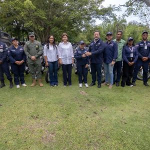 República Dominicana aumenta salario y equipa a guardaparques