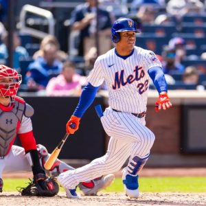 Juan Soto guía triunfo de Mets sobre Phillies con dos jonrones