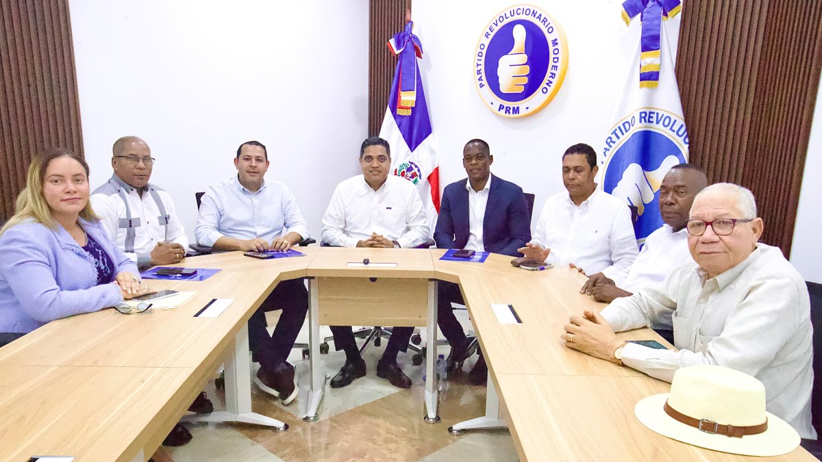PRM presenta plancha unitaria para dirigir FEDODIM