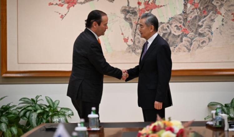 China y Panamá acuerdan mesa técnica sobre buques retenidos